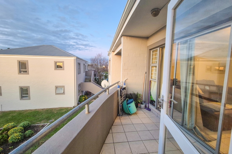 2 Bedroom Property for Sale in Sonstraal Heights Western Cape